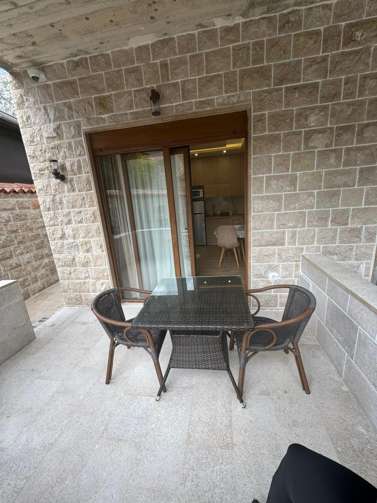 Alex ,50m From The Sea,free Private Parking